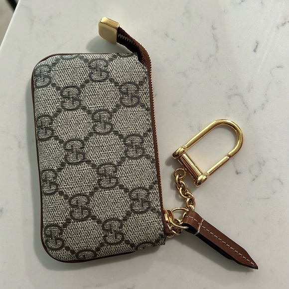 Gucci key case - Picture 2 of 5